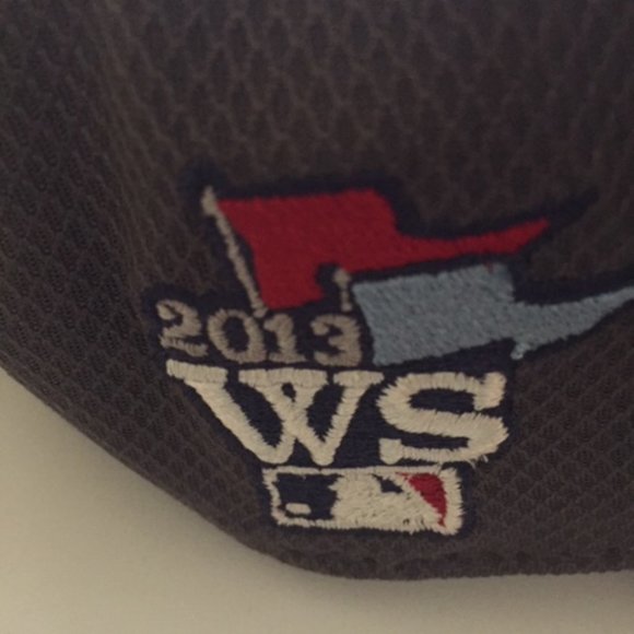 Boston Red Sox World Series 2013 New Baseball cap w/stickers/tags - Picture 2 of 7